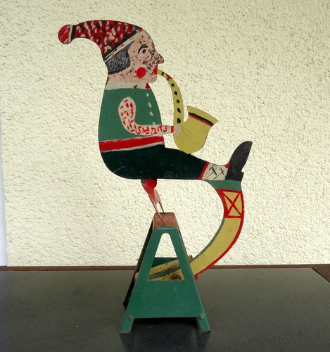 Antique silky polychrome iron - silky,